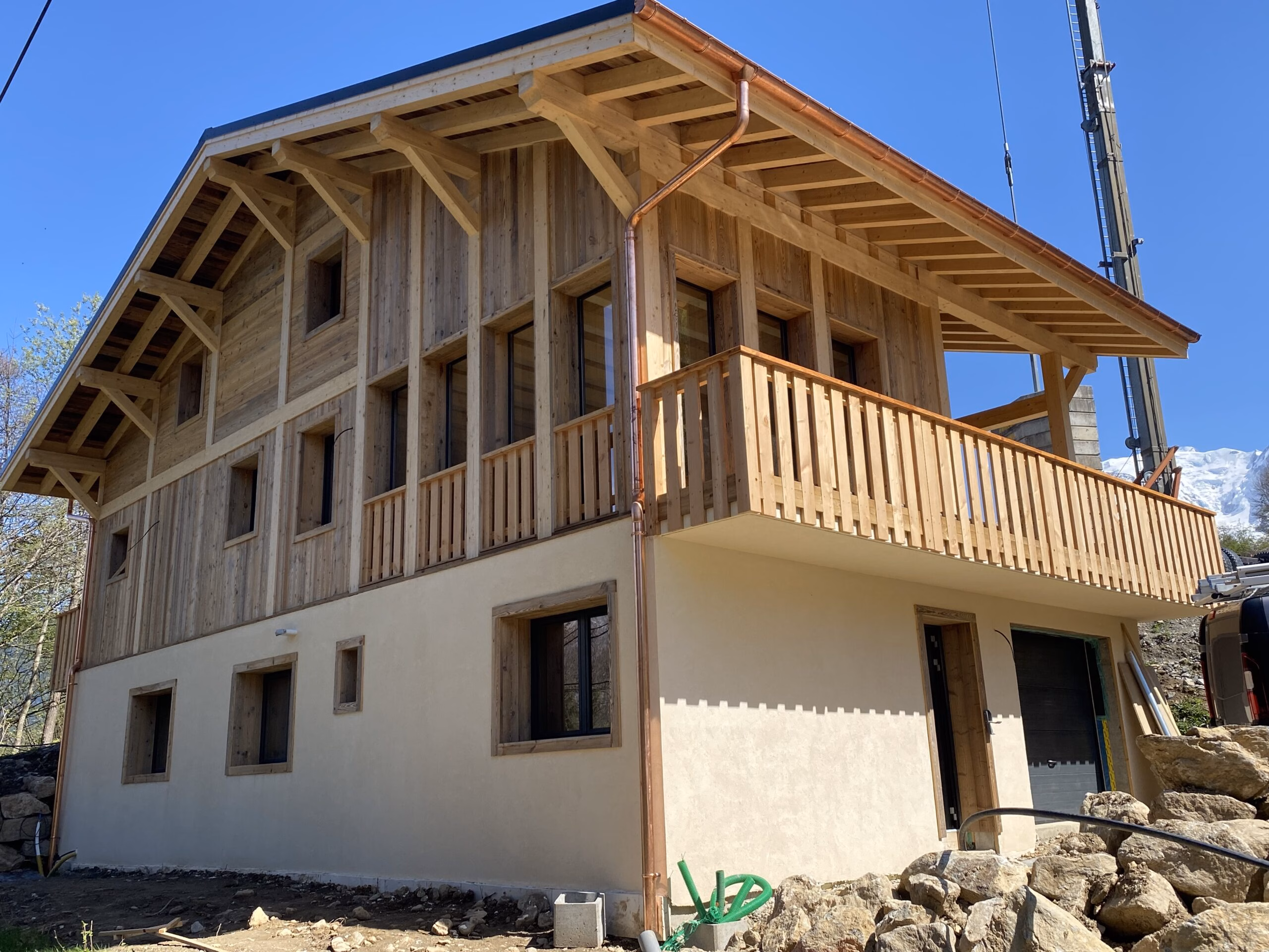 Isolation extérieure y compris sur sous bassement avec crépi