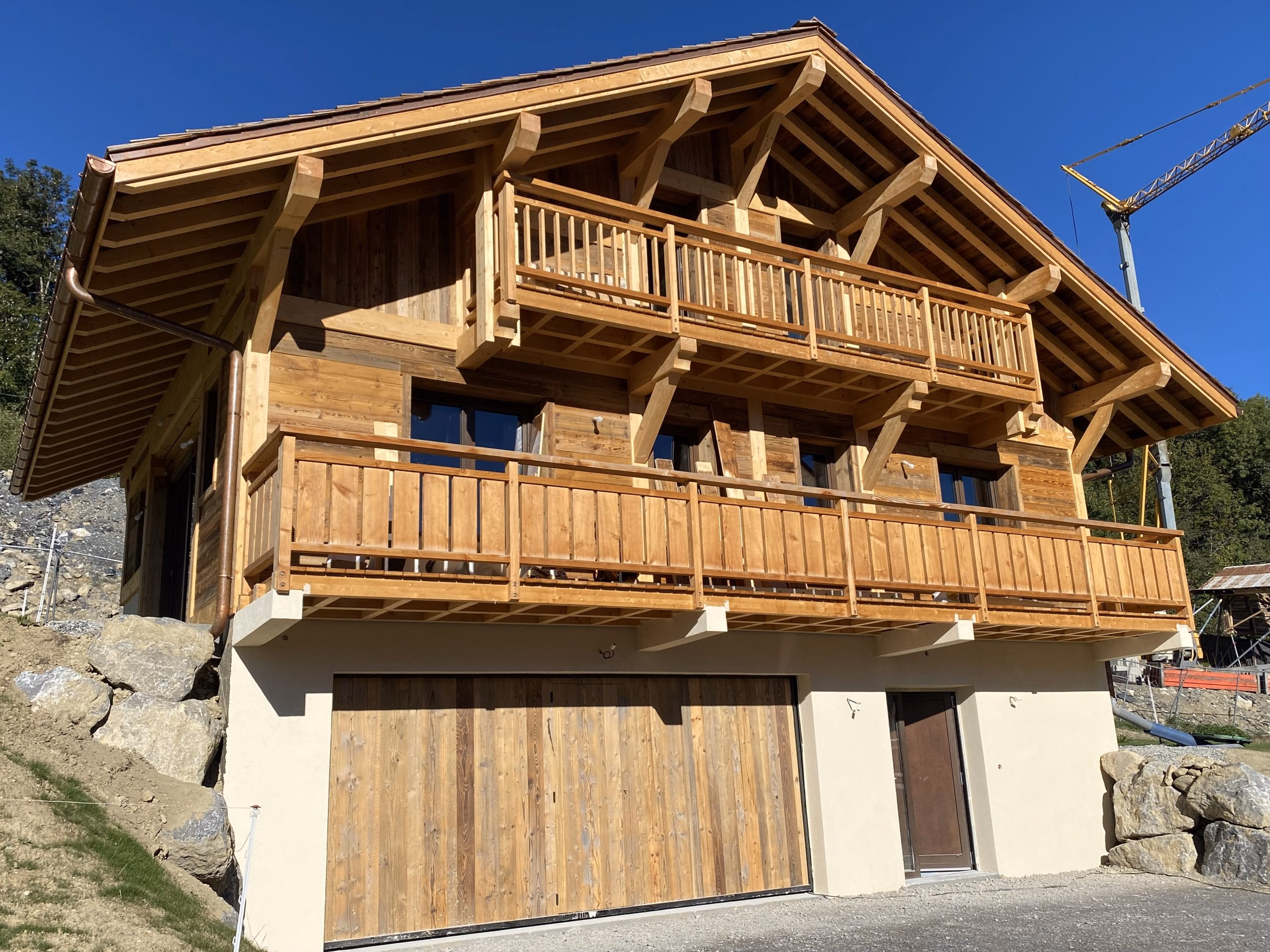 Ensemble avec porte garage