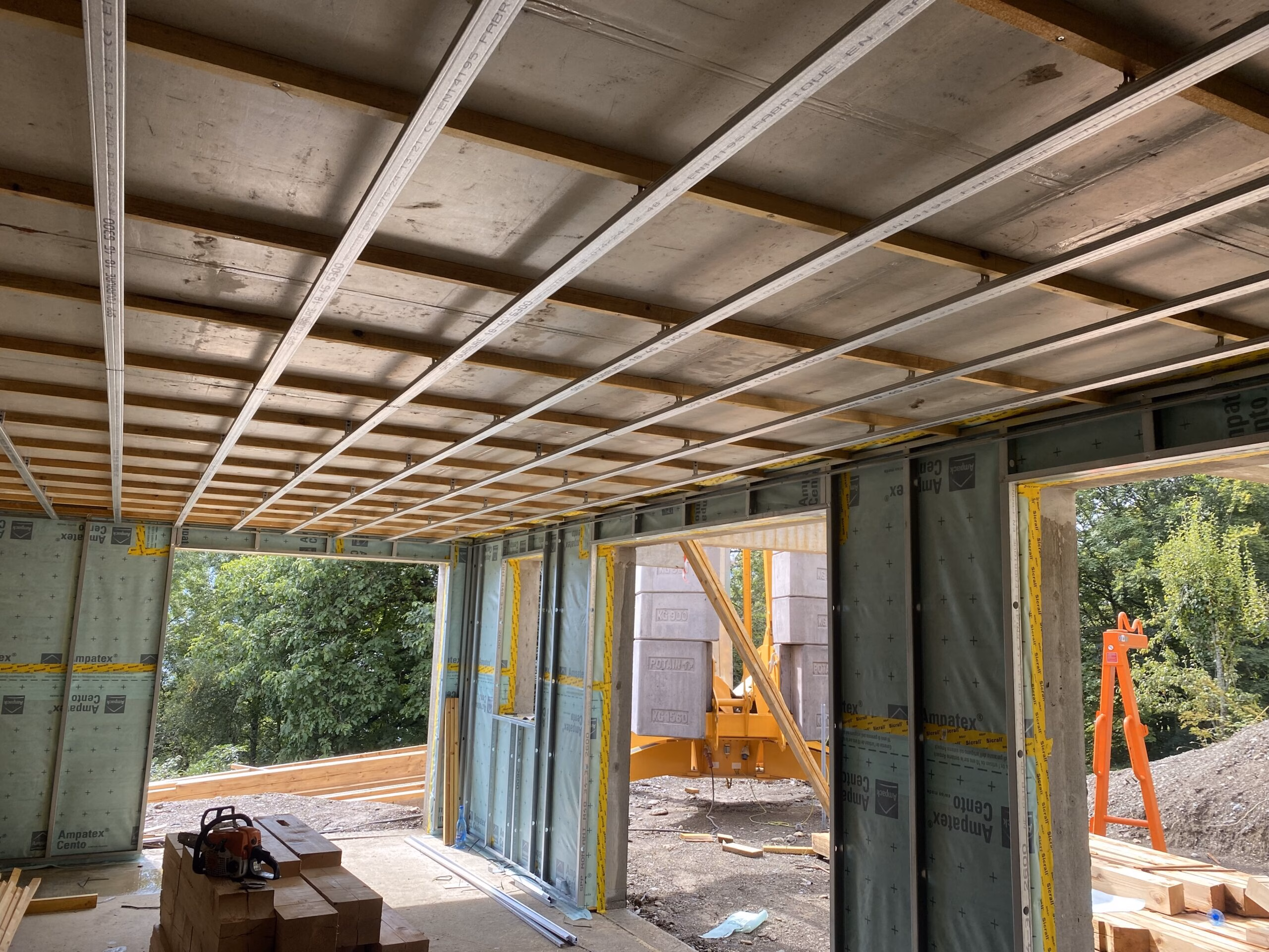 Pose fourrures plafond sous-sol